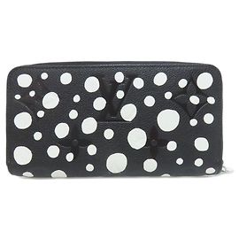 Louis Vuitton Zippy Wallet in Monogram Empreinte Black White
