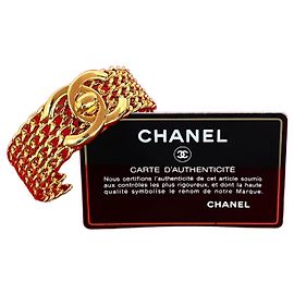 Chanel Coco Mark Turnlock Bangle Golden