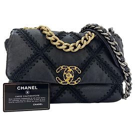 Chanel 19 Medium Handbag - Black Black