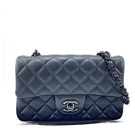 Borsa a Spalla Chanel Mini Matelassé Nero