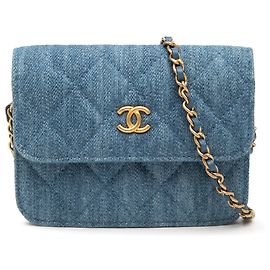 Clutch Chanel Blue Mini Quilted Denim Pearl Crush com Corrente Azul Outro