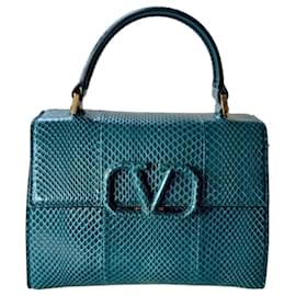 Sac à main Valentino Garavani en peau de python bleu Bleu