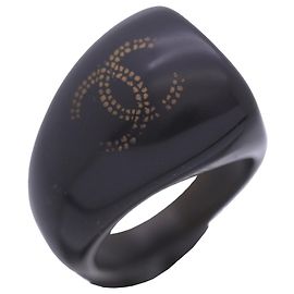 Chanel CC Logo Ring aus schwarzem Harz Schwarz