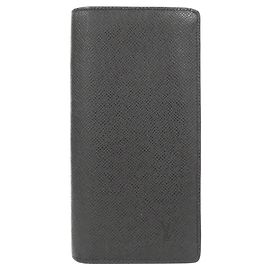 Louis Vuitton Taiga Long Wallet Black