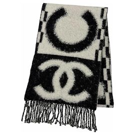 Stola Chanel in misto cashmere e seta Nero Bianco