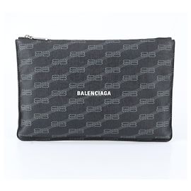 Clutch e borsa a mano in pelle Balenciaga BB Logo Nero