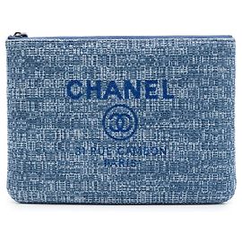 Chanel Blue Medium Tweed Deauville O Case Clutch Blu Altro