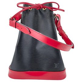 Bolsa de ombro Louis Vuitton Noe em preto Preto