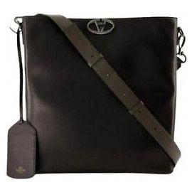 Valentino Garavani Logo Flat Bag Black