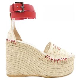 Valentino Garavani Sandalen Rot Beige