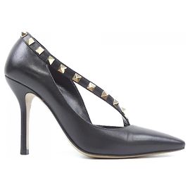 Valentino Garavani Pumps aus Leder Schwarz