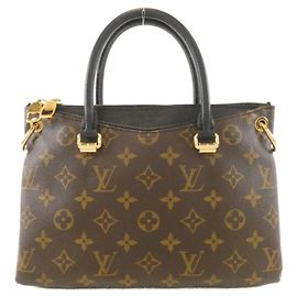 Bolsa Louis Vuitton Monogram Pallas BB Marrom Preto
