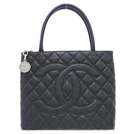Borsa Chanel 1804 in pelle di vitello martellata nera Nero