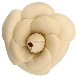 Chanel Spilla Camelia Vintage in Tessuto Beige Beige