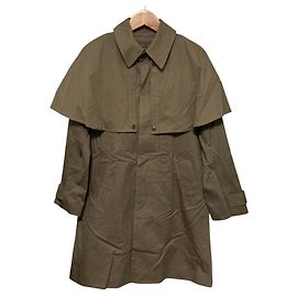 Autre Marque Grüner halb langer Poncho-Mantel mit Futter Grün Khaki