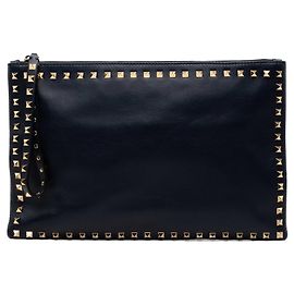 Clutch Valentino in pelle nera Rockstud Nero