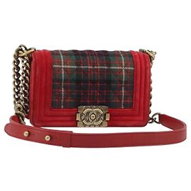 CHANEL Boy Chanel Chain Shoulder Bag Velor Red Gold CC Auth mr2605SAV Rosso D'oro