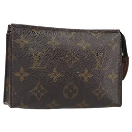 LOUIS VUITTON Monogram Poche Toilette 15 Pouch M47546 LV Auth mr2625 Monogramma