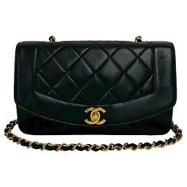 Borsa a tracolla Chanel Diana Matelassé Coco Mark in agnello Nero