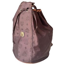 MCM Vintage Nylon Slingbag Rucksack en monogramme canvas marron Marron