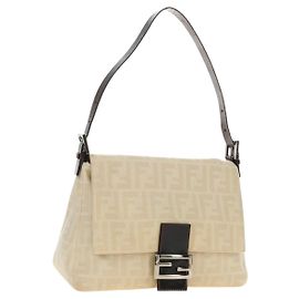 FENDI Zucca Canvas Mamma Baguette Bolsa de Ombro Bege Prata Auth mr2561M Prata Bege