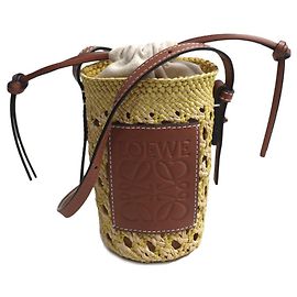Borsa a tracolla Loewe Anagram Cylinder Pocket Giallo