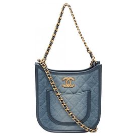 Bolsa de Ombro Chanel Matelassé Hobo Azul