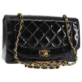 Chanel Vintage Diana Flap Trapuntato Vernice Medium Nero