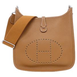 Hermès Bolsa de Ombro Hermes Evelyne 3 PM Marrom