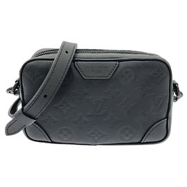 Borsa a tracolla Louis Vuitton Monogram Shadow Trocadero Nero