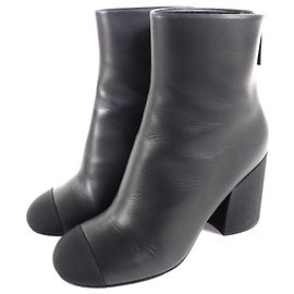 Chanel G39529 Leather Ankle Boots Black