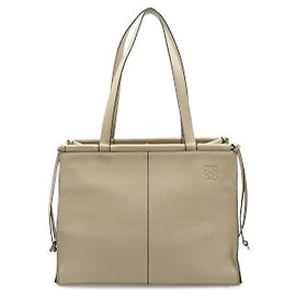Sac cabas Loewe Leather Cushion Medium Anagram Marron Beige