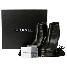 Chanel Bottines à talons Taille Noir
