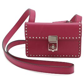 Valentino Garavani Valentino Rockstud Leather Shoulder Wallet Pink