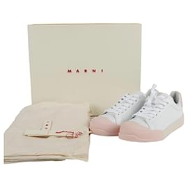 Marni Baskets Size Dada Blanc