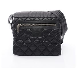 Borsa a tracolla Chanel Cocoon in nylon e pelle Nero