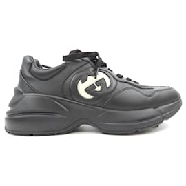 Baskets Gucci Noir