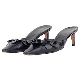 Miu Miu SS03 Pailletten-Mules mit Kitten Heels Schwarz