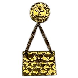 Spilla Chanel Coco Mark Matelassé Bag D'oro
