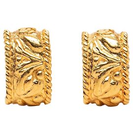 Orecchini a mezza cerchio con clip Chanel Gold CC placcati oro D'oro