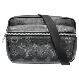 Louis Vuitton Monogram Eclipse Taillentasche Schwarz
