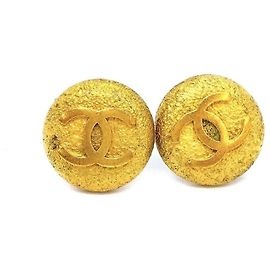 Orecchini a clip rotondi Chanel Coco Mark D'oro