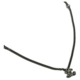 Colar de pérolas falsas Chanel Coco Mark Prata