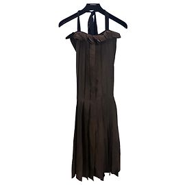 Autre Marque Uma Wang Robe plissée en soie marron Marron