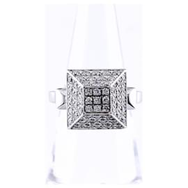 Anillo Gucci Melee Diamond Plata