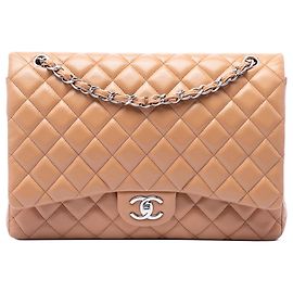 Chanel Brown Maxi Classic Caviar Single Flap Castaño Caramelo
