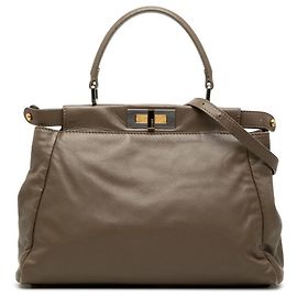 Borsa a tracolla Fendi Peekaboo Medium Grigio