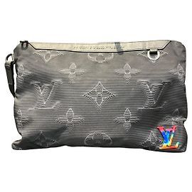 Pochette A4 réversible Monogram de Louis Vuitton Noir