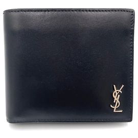 Saint Laurent Tiny Cassandra Bi-fold Wallet Black
