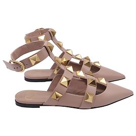 Valentino Garavani Roman Stud Ankle Strap Flats in Beige Leather Beige